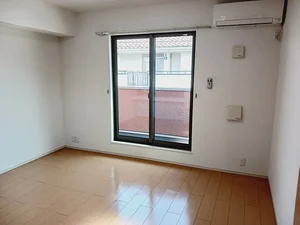 のマンスリーマンション・ウィークリーマンション「リナ　プルメリア 202・洋室(No.1317364)」メイン画像