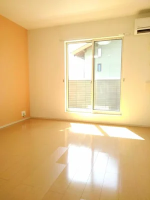 のマンスリーマンション・ウィークリーマンション「ＣＲＥＳＣＥＮＴ 201・洋室(No.1317437)」メイン画像