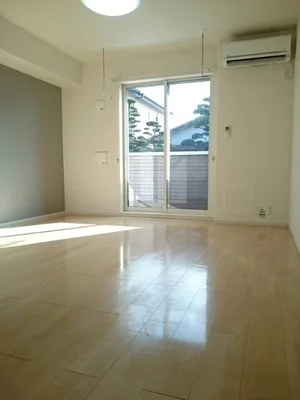 のマンスリーマンション・ウィークリーマンション「アフロディーⅠ 102・洋室(No.1317451)」メイン画像