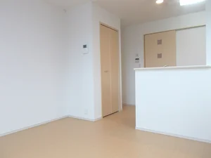 のマンスリーマンション・ウィークリーマンション「アクア　エクセル　青塚 201・洋室(No.1317536)」メイン画像