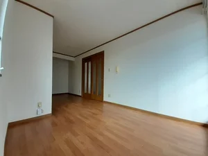 山形県のマンスリーマンション・ウィークリーマンション「パインツリー２１　Ａ 201・洋室(No.1317565)」メイン画像