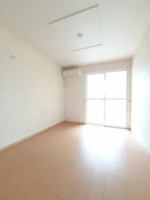 南魚沼市のマンスリーマンション・ウィークリーマンション「レジーナ・プリマヴェーラ 101・洋室(No.1317667)」メイン画像