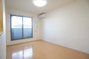 のマンスリーマンション・ウィークリーマンション「ジョニーズ　ガーデン 204・洋室(No.1317690)」メイン画像