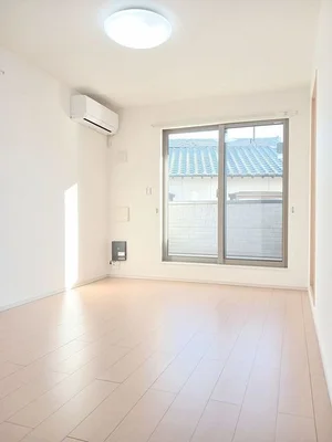 のマンスリーマンション・ウィークリーマンション「キャトルセゾン 201・洋室(No.1317742)」メイン画像