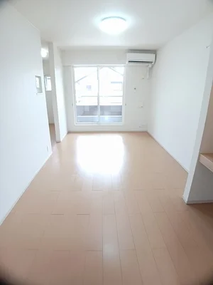 のマンスリーマンション・ウィークリーマンション「セレナーデＢ 201・洋室(No.1317806)」メイン画像