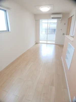 丸亀市のマンスリーマンション・ウィークリーマンション「マ・メゾン柞原Ⅲ 101・洋室(No.1317821)」メイン画像