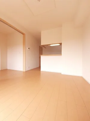 のマンスリーマンション・ウィークリーマンション「コンシェル　シミズ　Ⅵ 102・洋室(No.1317851)」メイン画像