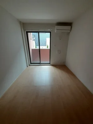 のマンスリーマンション・ウィークリーマンション「ハッピー上原タウン 103・洋室(No.1317873)」メイン画像