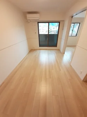 のマンスリーマンション・ウィークリーマンション「陽だまり　カーム 203・洋室(No.1317882)」メイン画像