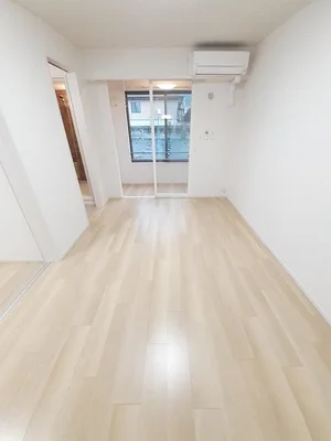 のマンスリーマンション・ウィークリーマンション「シェル・エ・メールⅡ 102・洋室(No.1317884)」メイン画像