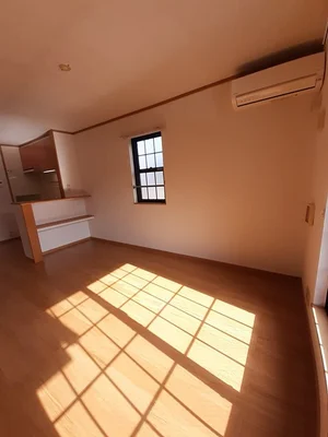 のマンスリーマンション・ウィークリーマンション「アンソレイエメゾンＢ 204・洋室(No.1317920)」メイン画像