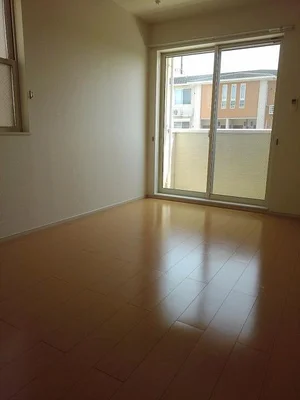 のマンスリーマンション・ウィークリーマンション「フェリーチェ鵜木Ⅰ 104・洋室(No.1317937)」メイン画像