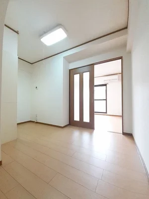 のマンスリーマンション・ウィークリーマンション「プレジデンシャル白山 203・洋室(No.1317961)」メイン画像