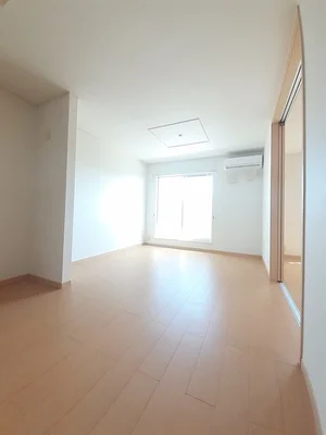 のマンスリーマンション・ウィークリーマンション「リアフラント　Ⅲ 202・洋室(No.1317969)」メイン画像