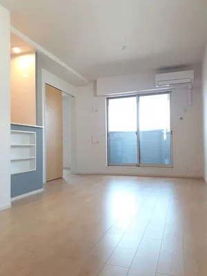 のマンスリーマンション・ウィークリーマンション「ラグジュアリー　Ⅰ 201・洋室(No.1318051)」メイン画像