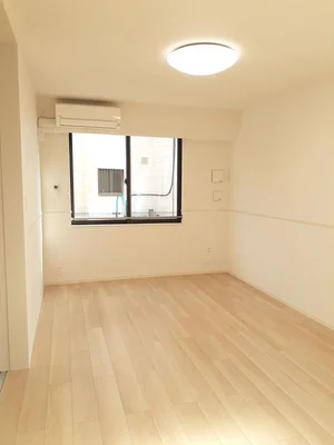 のマンスリーマンション・ウィークリーマンション「ウィステリア　中吉野　Ⅰ 102・洋室(No.1318056)」メイン画像