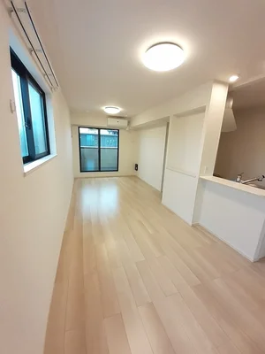 のマンスリーマンション・ウィークリーマンション「ラルース　Ａ 202・洋室(No.1318066)」メイン画像