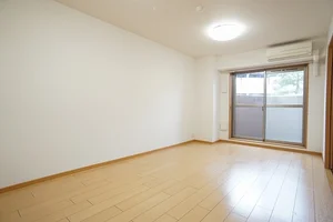 のマンスリーマンション・ウィークリーマンション「セレッソ 101・洋室(No.1318089)」メイン画像