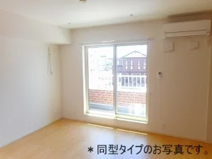 のマンスリーマンション・ウィークリーマンション「Ｌｅ　ｒｅｖｅ（ルレーブ） 202・洋室(No.1318258)」メイン画像