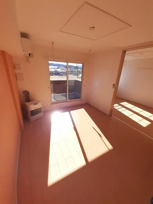 のマンスリーマンション・ウィークリーマンション「ノイ　タピオラ 202・洋室(No.1318518)」メイン画像