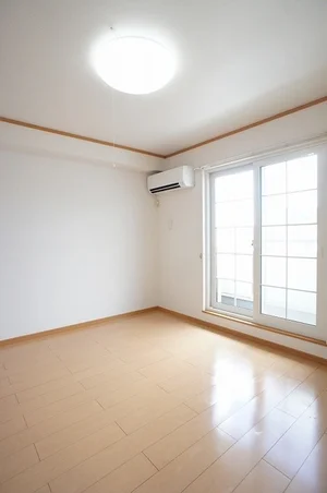 のマンスリーマンション・ウィークリーマンション「ルヴェ・デュ・ソレイユ 203・洋室(No.1318575)」メイン画像