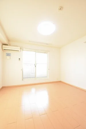 のマンスリーマンション・ウィークリーマンション「Ｑフロンティア 205・洋室(No.1318579)」メイン画像