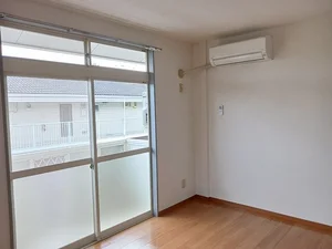 のマンスリーマンション・ウィークリーマンション「エリール岡本　６号 201・洋室(No.1318610)」メイン画像