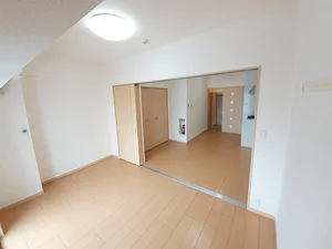 のマンスリーマンション・ウィークリーマンション「コーポヤカ・ウエストサイド 502・DK(No.1318830)」メイン画像