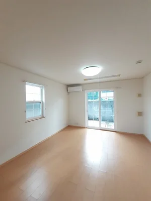 静岡県のマンスリーマンション・ウィークリーマンション「グリーン　リーフ 101・洋室(No.1318881)」メイン画像