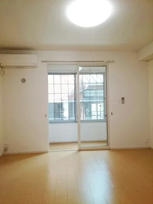 のマンスリーマンション・ウィークリーマンション「カーサアバンツァート 101・洋室(No.1318927)」メイン画像