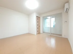 のマンスリーマンション・ウィークリーマンション「Ｖｉａ桜Ⅱ番館 101・洋室(No.1318964)」メイン画像