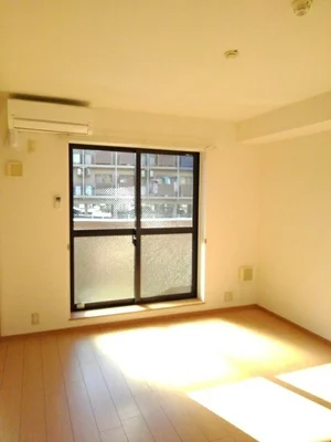 のマンスリーマンション・ウィークリーマンション「ルピナス　Ａ棟 201・洋室(No.1318979)」メイン画像