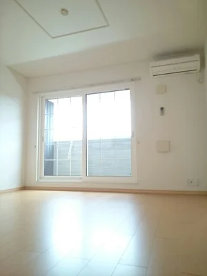 愛知川駅（滋賀県）のマンスリーマンション・ウィークリーマンション「グリシーヌ　アビテ 205・洋室(No.1318995)」メイン画像