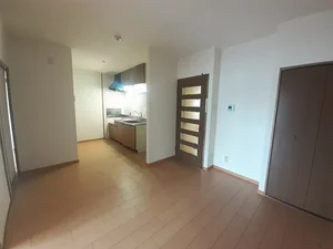 のマンスリーマンション・ウィークリーマンション「シャルム西之山 302・洋室(No.1319058)」メイン画像