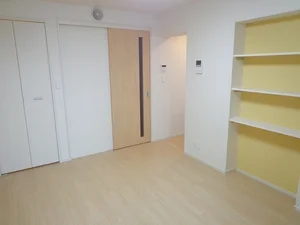 のマンスリーマンション・ウィークリーマンション「ヴィラ　サン　Ⅲ 402・洋室(No.1319117)」メイン画像