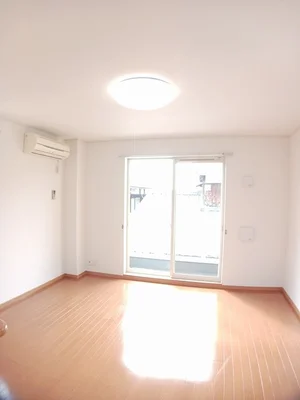 岡山市のマンスリーマンション・ウィークリーマンション「ポム・ド・テール 201・洋室(No.1319187)」メイン画像