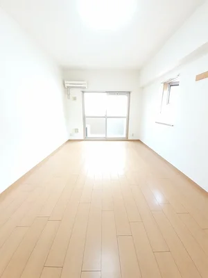 広島文化学園大学坂キャンパス周辺のマンスリーマンション・ウィークリーマンション「プラシードレジデンス 114・洋室(No.1319232)」メイン画像