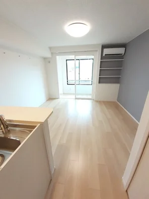 のマンスリーマンション・ウィークリーマンション「ル・オーゴ　Ⅰ 102・洋室(No.1319255)」メイン画像