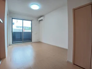 のマンスリーマンション・ウィークリーマンション「レインボーヒルズ愛坂Ⅰ 103・洋室(No.1319278)」メイン画像