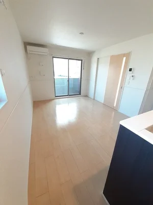 光駅（山口県）のマンスリーマンション・ウィークリーマンション「クーラヴェルデＡ 103・洋室(No.1319286)」メイン画像