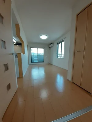 のマンスリーマンション・ウィークリーマンション「フィオーレ西大道 303・洋室(No.1319362)」メイン画像