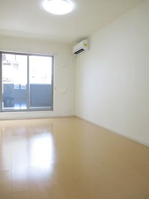 南九州大学宮崎キャンパス周辺のマンスリーマンション・ウィークリーマンション「メゾン・ド・アリエッタ 303・洋室(No.1319396)」メイン画像