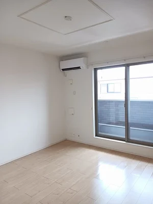 のマンスリーマンション・ウィークリーマンション「ラグーン　Ⅰ 202・洋室(No.1319584)」メイン画像