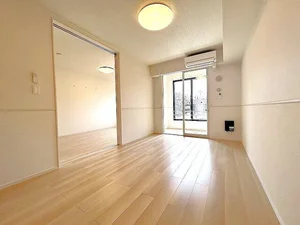 のマンスリーマンション・ウィークリーマンション「ナガハマ　Ｔ 103・洋室(No.1319594)」メイン画像