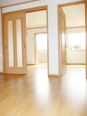 のマンスリーマンション・ウィークリーマンション「シャン・ド・ポワール　Ａ 102・洋室(No.1319600)」メイン画像