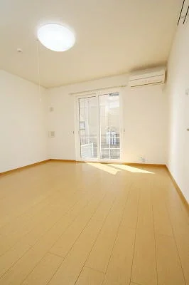 のマンスリーマンション・ウィークリーマンション「レ・フレ－ル　Ｂ 103・洋室(No.1319608)」メイン画像