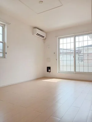 のマンスリーマンション・ウィークリーマンション「ヴェルヴェーヌ　Ⅱ 202・洋室(No.1319627)」メイン画像