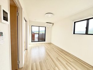 のマンスリーマンション・ウィークリーマンション「ウィステリアⅡ 202・洋室(No.1319699)」メイン画像
