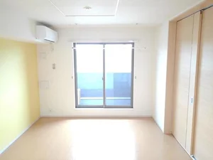 のマンスリーマンション・ウィークリーマンション「リバーサイド無限∞　Ⅲ 203・洋室(No.1319725)」メイン画像