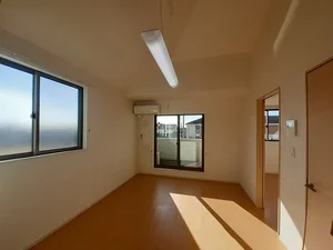 のマンスリーマンション・ウィークリーマンション「Ｓｕｎ・ａｉｒｙ　Ｂ 201・洋室(No.1319728)」メイン画像